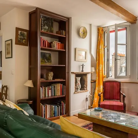 Veeve - Views To The Eighth Daire Paris